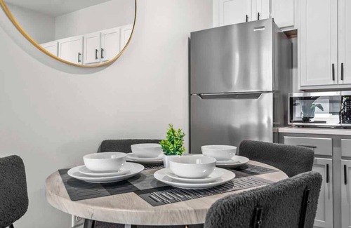 Charlotte Apartment | Luxe King 2BR Suite in South Charlotte!