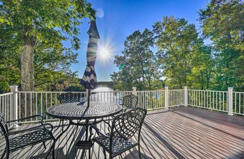 Harrison House | Luxe Lake Chickamauga Retreat with Boat Dock!