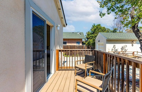 Menlo Park House | Luxe Menlo Park 4BR w/Patio & Yard, nr Tech HQ & Hikes, by Blueground