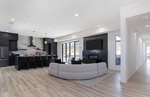 Panorama Heights House | Luxe Modern Escape w/Pool, HotTub, Firepit, Desert View | Obsidian by AvantStay