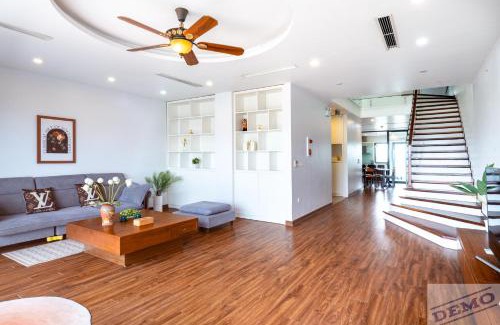 Nhat Tan Apartment | Luxe Paradise Residence Âu Cơ