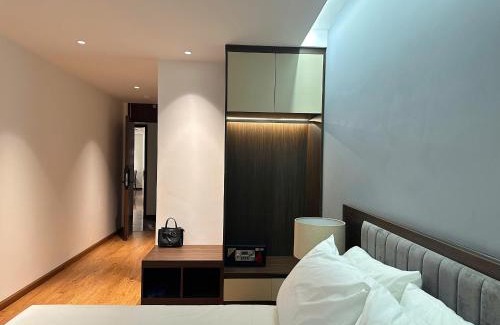 Truc Bach Apartment | Luxe Paradise Residence Truc Bach