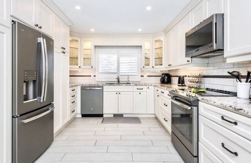 Brock House | Luxe Private Riverfront Getaway on Trent-Severn!