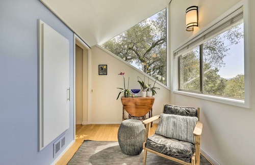 Santa Rosa House | Luxe Santa Rosa Home ~ 3 Mi to Downtown!