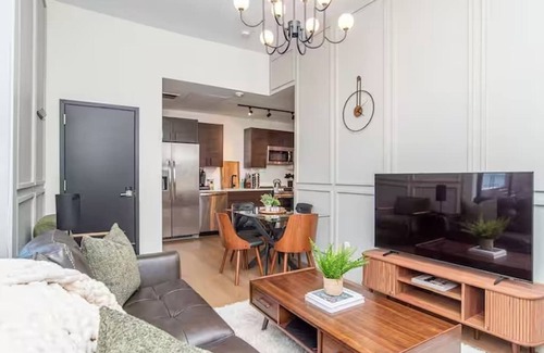 Fox Point Apartment | LUXE Sun Drenched 2 Bd, Steps to Brown and Wayland