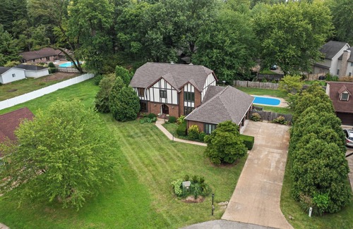 Terre Haute Villa | LuxeVilla Pool GameZone Sleeps14 Kid & Pet Friendly