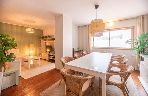 Barra Apartment | Luxo Apartment in Condominium dated with Pool