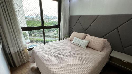 Penha Apartment | Luxo com Ar, Piscina Aquecida e Vista Mar