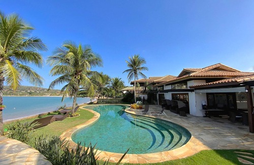 Village da Ferradura Villa | LuxoBrasil #BZ35 Villa Ocean Bliss 09 Bedrooms Beach Front Buzios Seasonal Rent