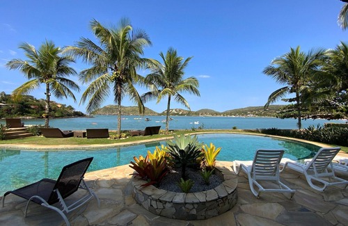 Village da Ferradura Villa | LuxoBrasil #BZ35 Villa Ocean Bliss 09 Bedrooms Beach Front Buzios Seasonal Rent