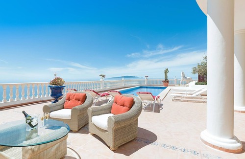 Adeje Villa | Luxry Villa, Apartment &Chalet Heated Private Pool, Cinema,Party Room, Sea Views
