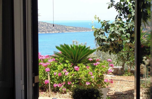 Melissopetra House | Luxury Villa with Pool overlooking a Majestic View