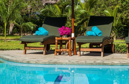 Diani Beach Villa | Luxuary villa at Diani Beach for 8 people, private, staff, pool, garden, gym
