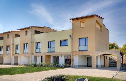 Grossposna Apartment | Luxuriöse Ferienwohnung am Störmthaler See