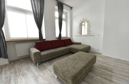 Barmen Apartment | Luxuriöse großzügige Wohnung ca 130 qm mit Gartenterrasse