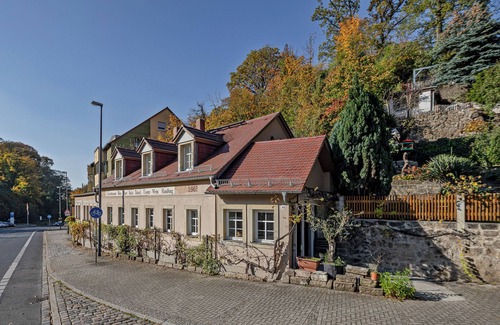 Loschwitz Villa | Luxurios Limestone Mansion - 320 qm - 7 Rooms in charming Dresden with WiFi