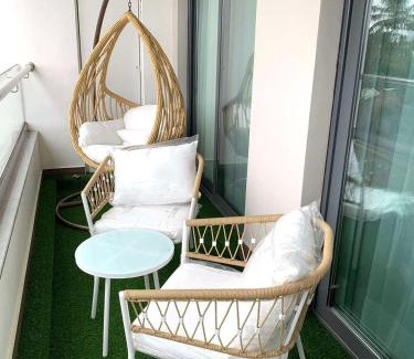 North Ridge Apartment | Luxurious 1BD Solaris