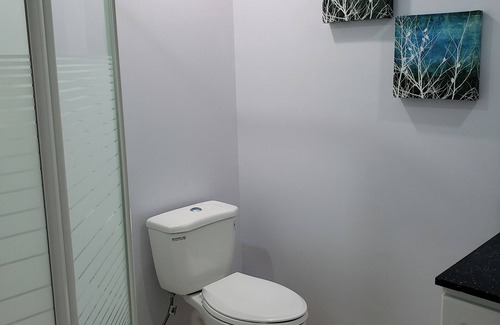 Brampton Apartment | Luxurious 1BR+1BA Apt., Modern, Bright, w. parking