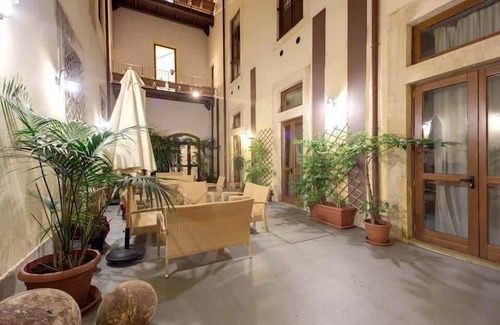 Eastern Sicily Apartment | Luxurious 1BR Executive Suite at Syracuse