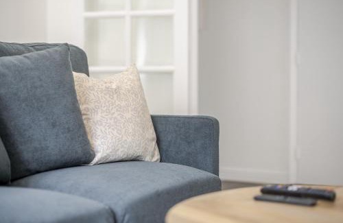 Chelmsford Apartment | Luxurious 2 Bed with Free Parking near Chelmsford City