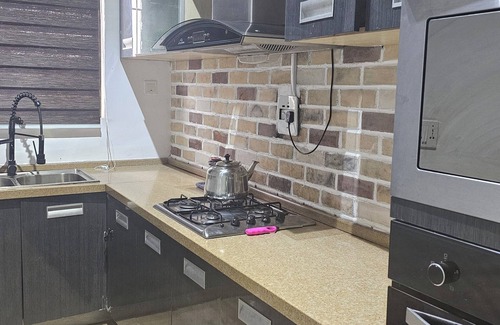 Port Harcourt Apartment | Luxurious 2-bedroom apartment with WiFi and AC in GRA, Port Harcourt
