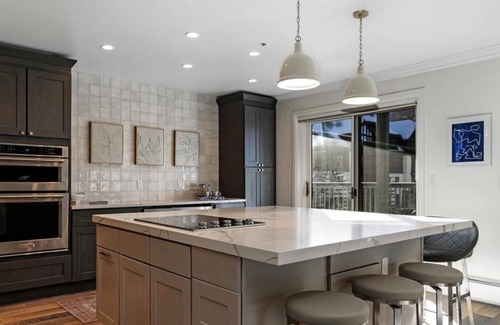 Beaver Creek Condo | Luxurious 2 Bedroom Beaver Creek Chalet - In The Heart of Beaver Creek Village