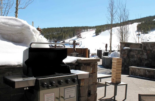 Breckenridge Condo | Luxurious 2-bedroom ski-in/ski-out condo at Breckenridge Peak 8 base