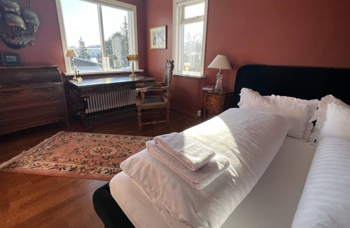 Akureyri Apartment | Luxurious 2 Floor House in Akureyri