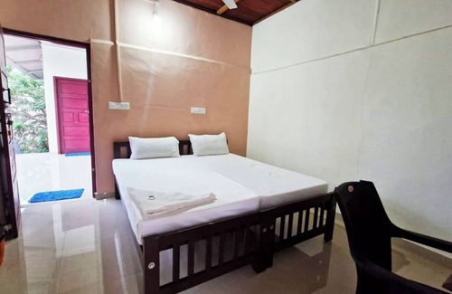 Varkala Bed & Breakfast | Luxurious 2 King bed BnB