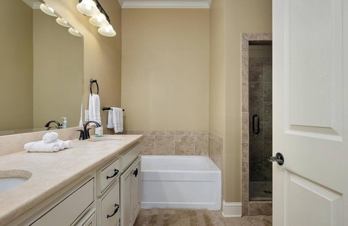 Murfreesboro Condo | Luxurious 2BR 2Bath Condo 30mins from Nashville