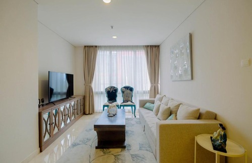 Karet Apartment | Luxurious 2BR at The Masterpiece Condominium Epicentrum Apartment By Travelio