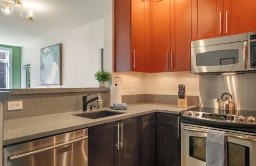 Belltown Condo | Luxurious 2BR Oasis in the Heart of Seattle!