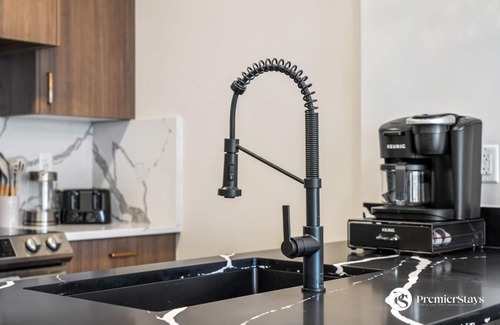 Currie Barracks Condo | Luxurious 2BR Suite near MRU & Downtown/w Parking