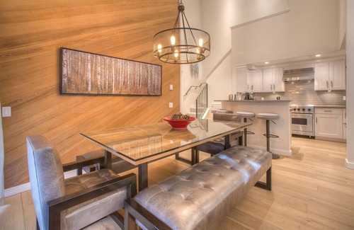 Mammoth Lakes Condo | Luxurious 3 Bedroom/3 Full Bath at Canyon Lodge! Directly across from the lifts!