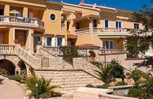 Nerezine Apartment | Luxurious 3-bedroom apartment near the charming GALBOKA beach, NEREZINE, LOSINJ