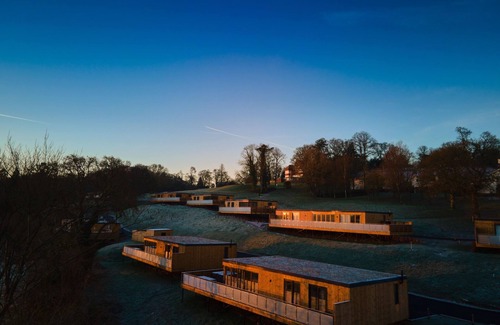 Chittlehamholt Cabin | Luxurious 3 bedroom lodges with stunning meadow views.