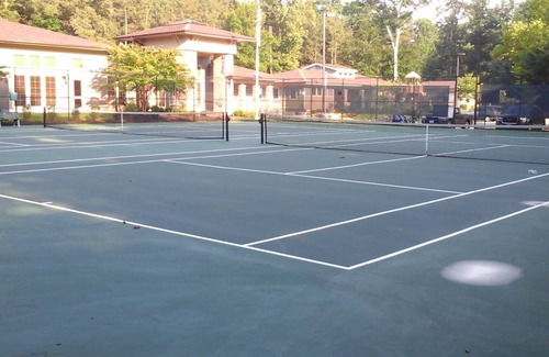 Kingsmill Condo | Luxurious 3 Bedroom Condo Sleeps 8!