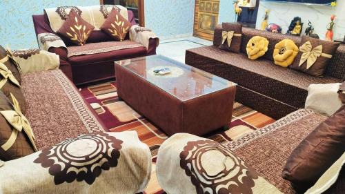 Vaishali Apartment | Luxurious 3 BHK Flat in Ghaziabad