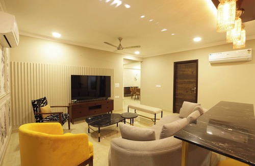 Jaipur District Apartment | Luxurious 3BHK Apartment with Balcony, City View & Modern Amenities