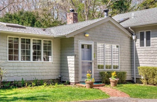 Springs House | Luxurious 3BR 3 Baths House in East Hamptons