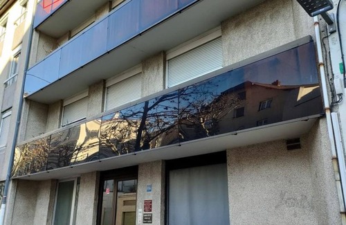 Saint-Chamond Apartment | Luxurious 3rd-Floor Apartment with Balcony, Wellness Area & Parking in Saint-Chamond