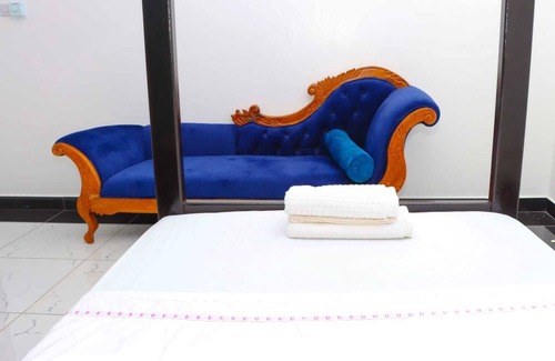 Mombasa Apartment | luxurious 4 bedroom house with Jaccuzi and movie room in Mombasa Bamburi Utange