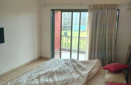 Bambolim Apartment | Luxurious 4BHK Flat & Apartment with King Size Bed near Bambolim Beach Goa nn