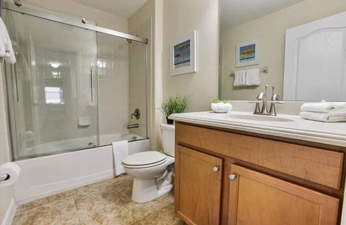Davenport Resort | Luxurious 5-bedroom resort with fitness room and AC in Four Corners