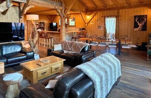 Brizon House | Luxurious 5 bedroom chalet, Luxurious 5 bedroom chalet