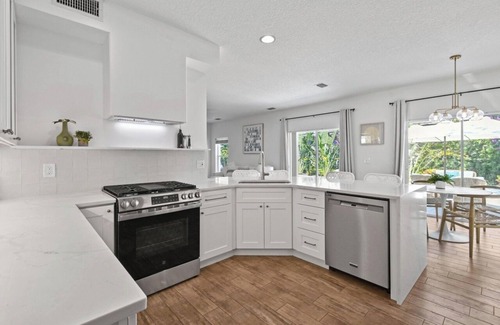 Egret Landing House | Luxurious 5bed Jupiter house near beaches
