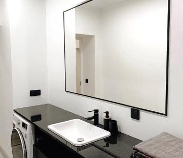 Parnu Apartment | Luxurious 68m2 2BR 3-Room River View Apt in the heart of Pärnu