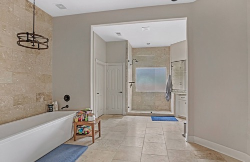 Huffman House | Luxurious 8000 sq ft Mansion on a park-like 4 acres near Houston!