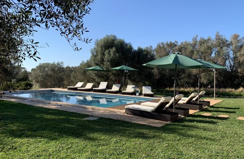 Felanitx Villa | Luxurious air conditioned contemporary finca with large heated pool