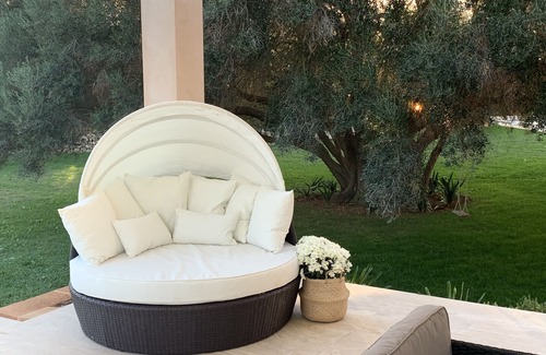 Felanitx Villa | Luxurious air conditioned contemporary finca with large heated pool